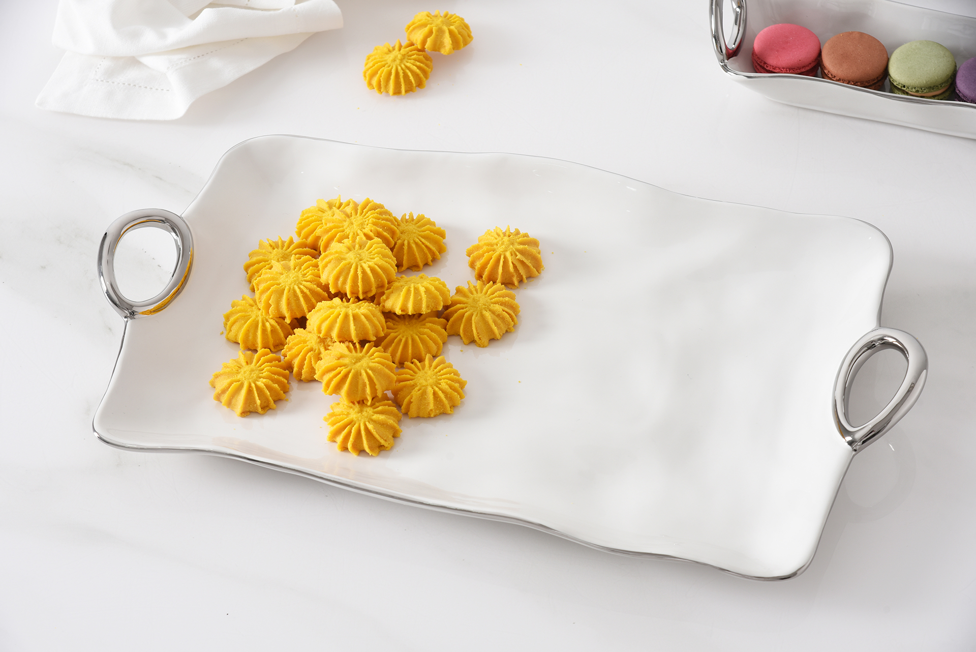 17.5 Inch White Melamine Platter