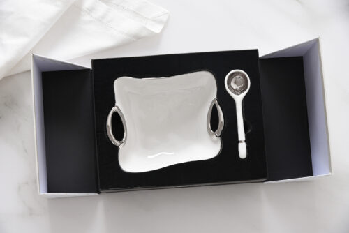 Image by The Handles Set