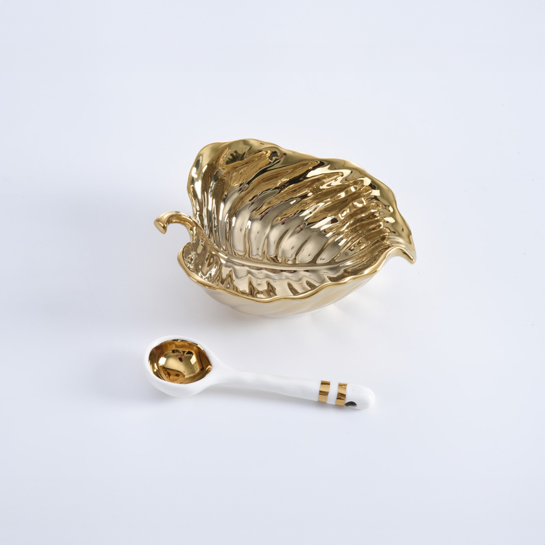 Image by The Gold Leaf Set