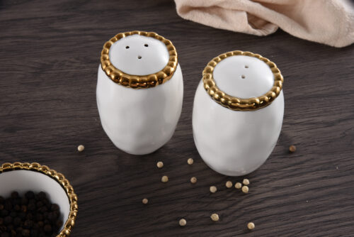 Image by Salt & Pepper Shakers