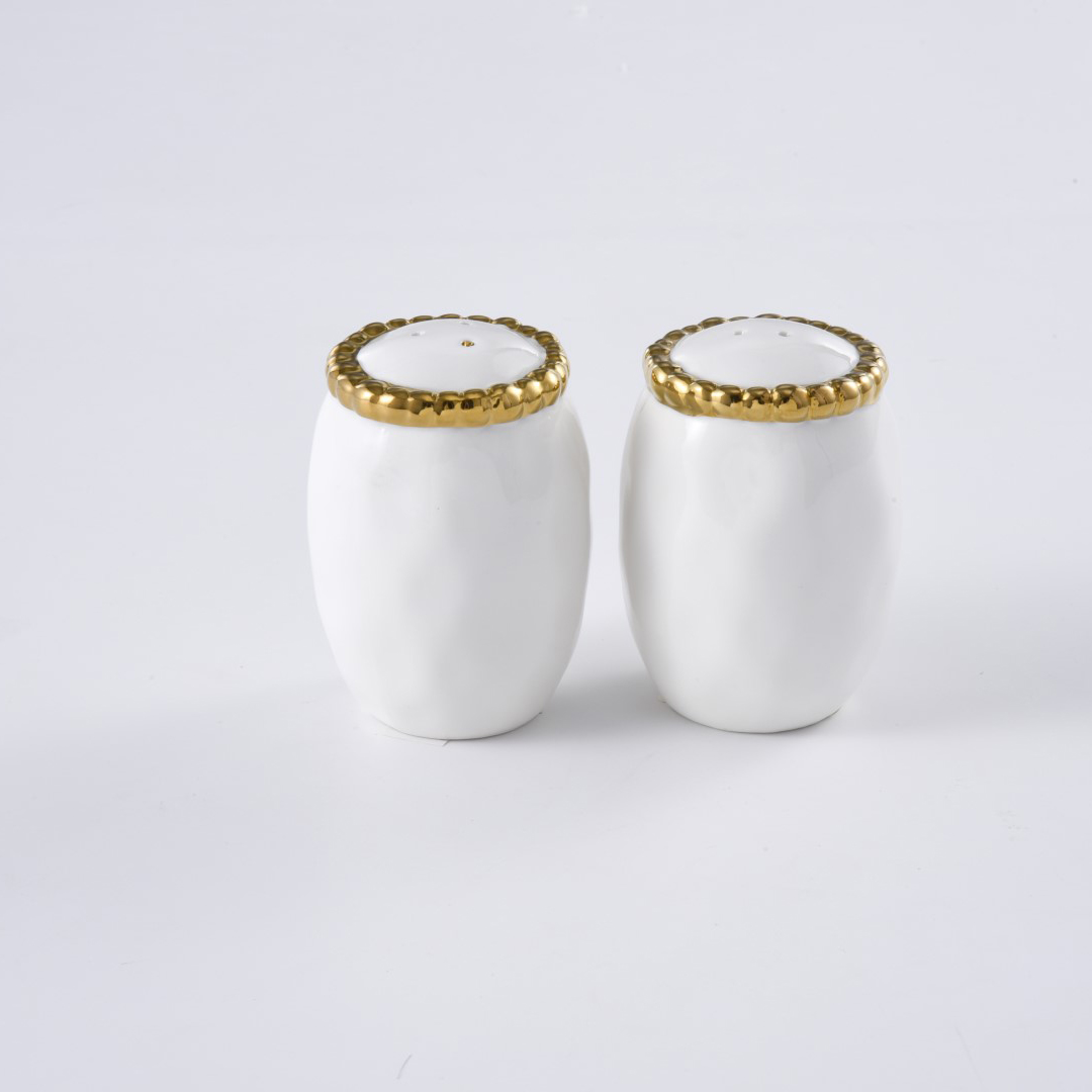 Salt & Pepper Shakers - Thumbnail 5