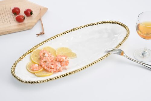 Image by Oval Serving Piece