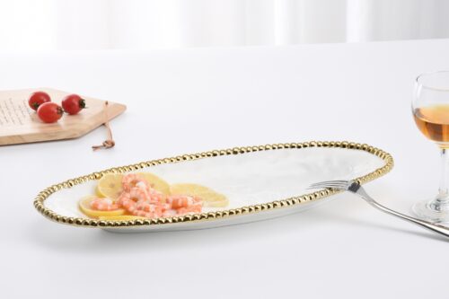 Image by Oval Serving Piece