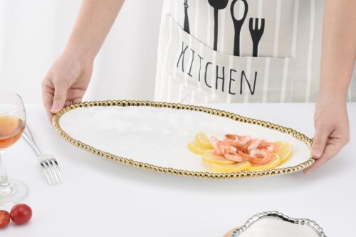 Image by Oval Serving Piece