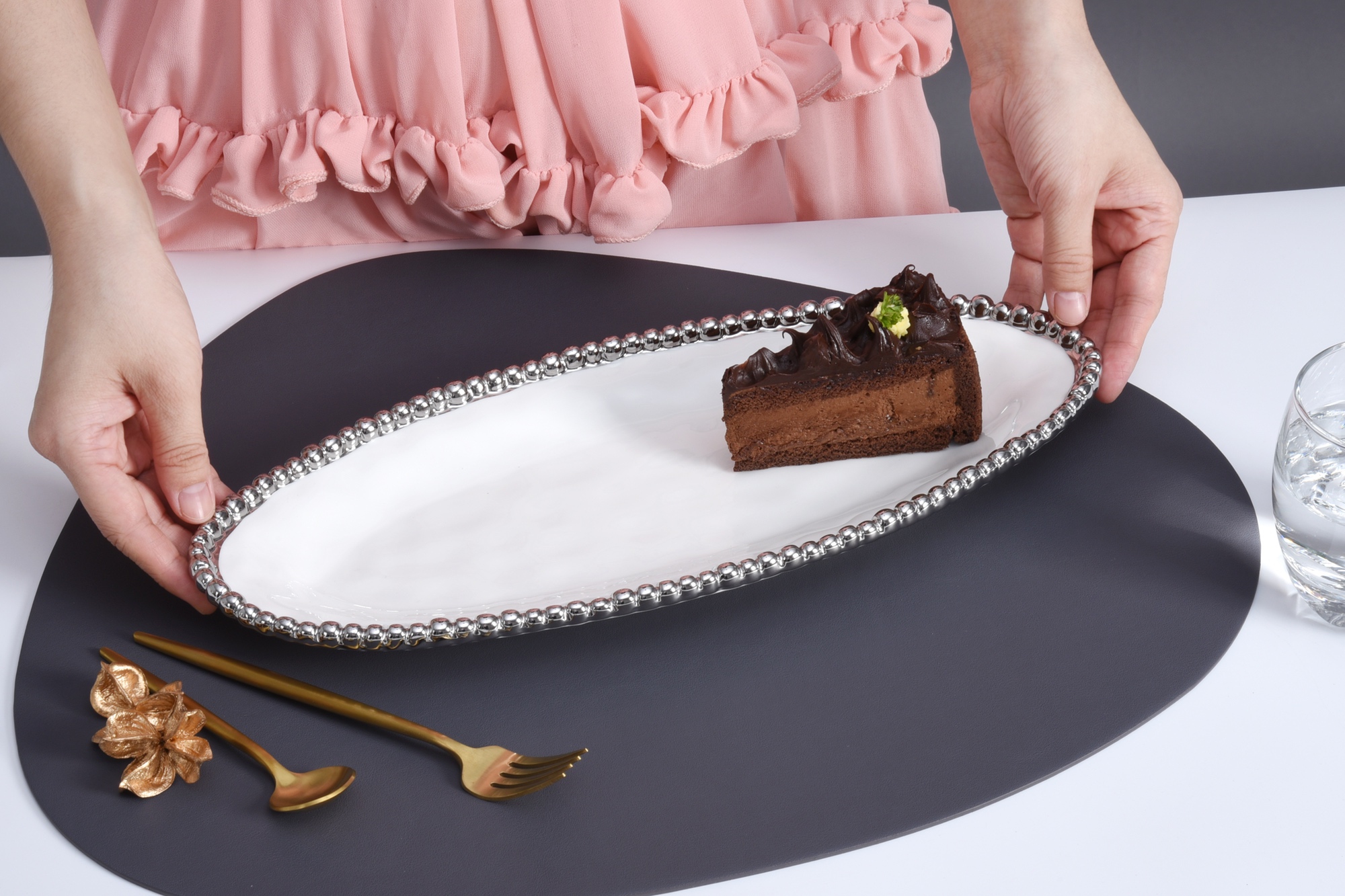 Image by Small Oval Serving Piece