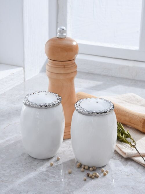 Image by Salt & Pepper Shakers