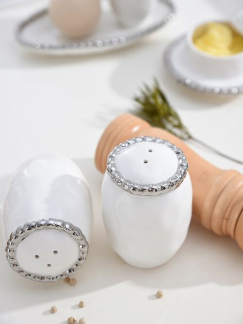 Image by Salt & Pepper Shakers