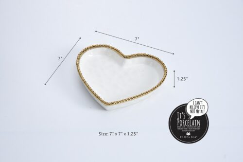 Size: 7" x 7" x 1.25"