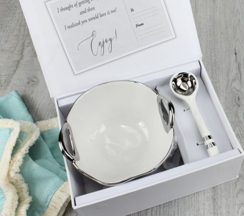 Image by The Round Handles Set