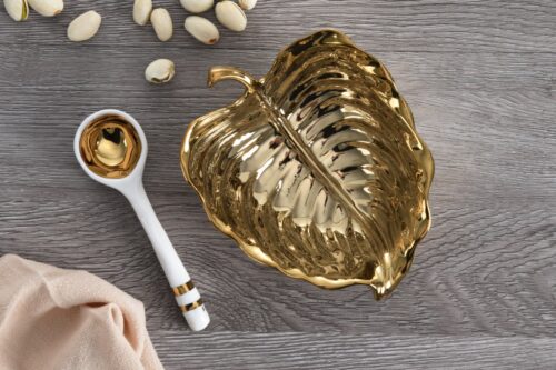Image by The Gold Leaf Set