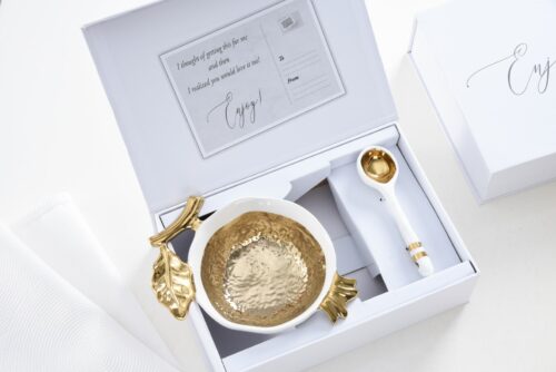 Image by The Pomegranate Set Gold