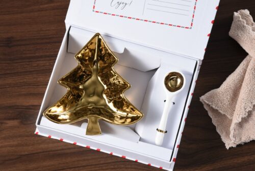 Image by The Xmas Tree Set