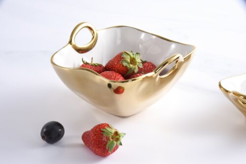 Image by Square Snack Bowl