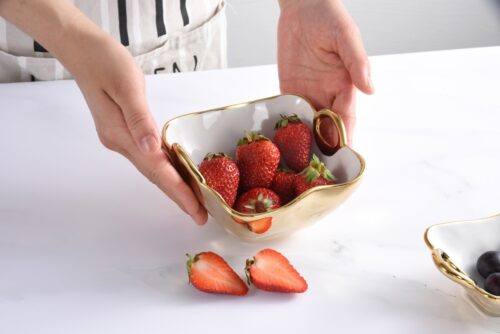 Image by Square Snack Bowl