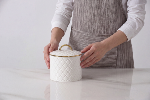 Image by Medium Diamond Canister